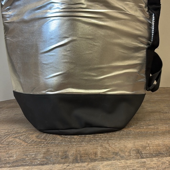 Paco Rabanne Unisex Silver Metallic Nylon Crossbody / Sling / Shoulder Bag - Picture 6 of 10